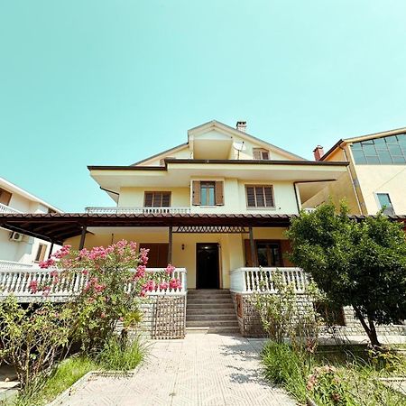 Vizion Hotel Shkodër Buitenkant foto