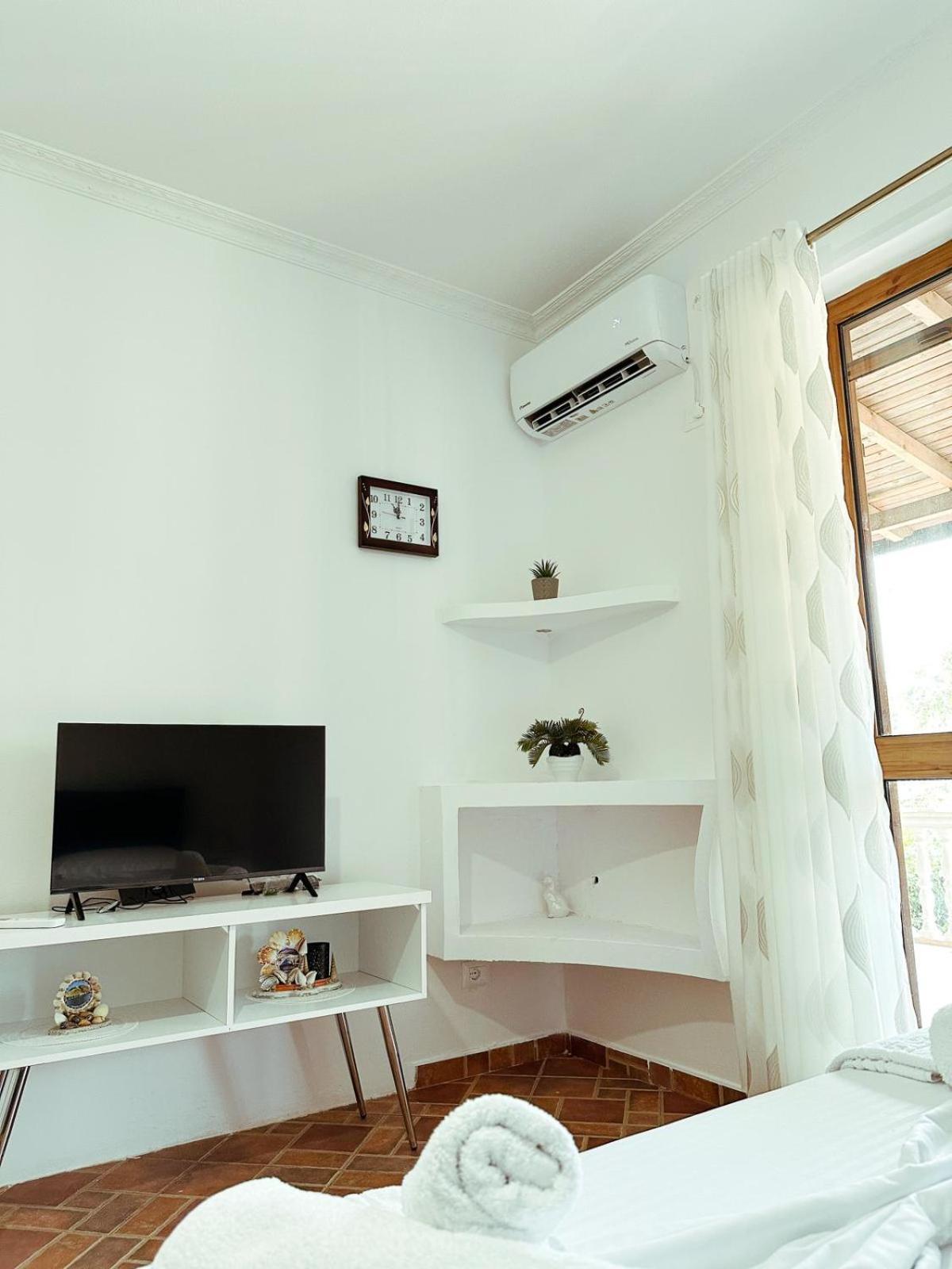Vizion Hotel Shkodër Buitenkant foto
